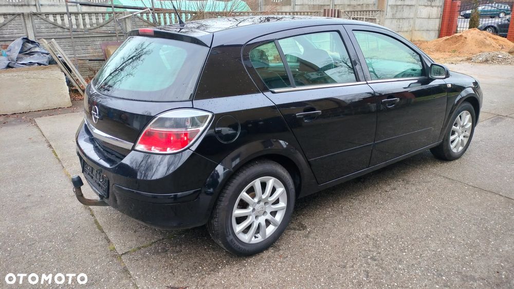 Opel Astra 1.6 Cosmo - 4