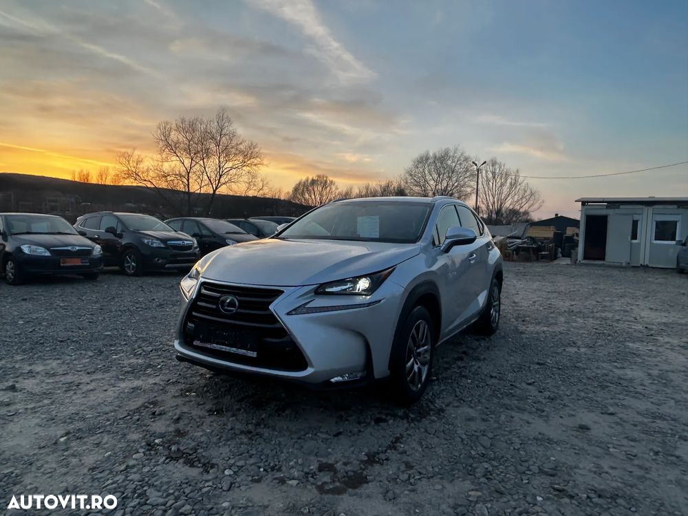 Lexus Seria NX 300h E-FOUR - 1