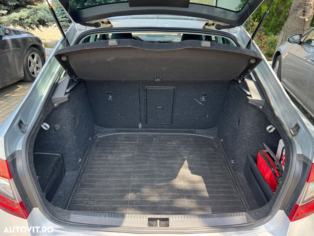 Skoda Octavia 2.0 TDI 150 CP DSG Sportline - 12