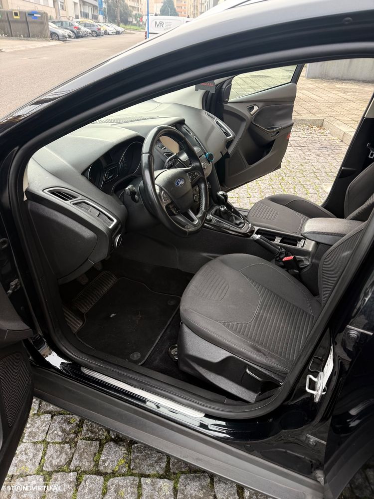 Ford Focus SW 1.5 TDCi Titanium - 17