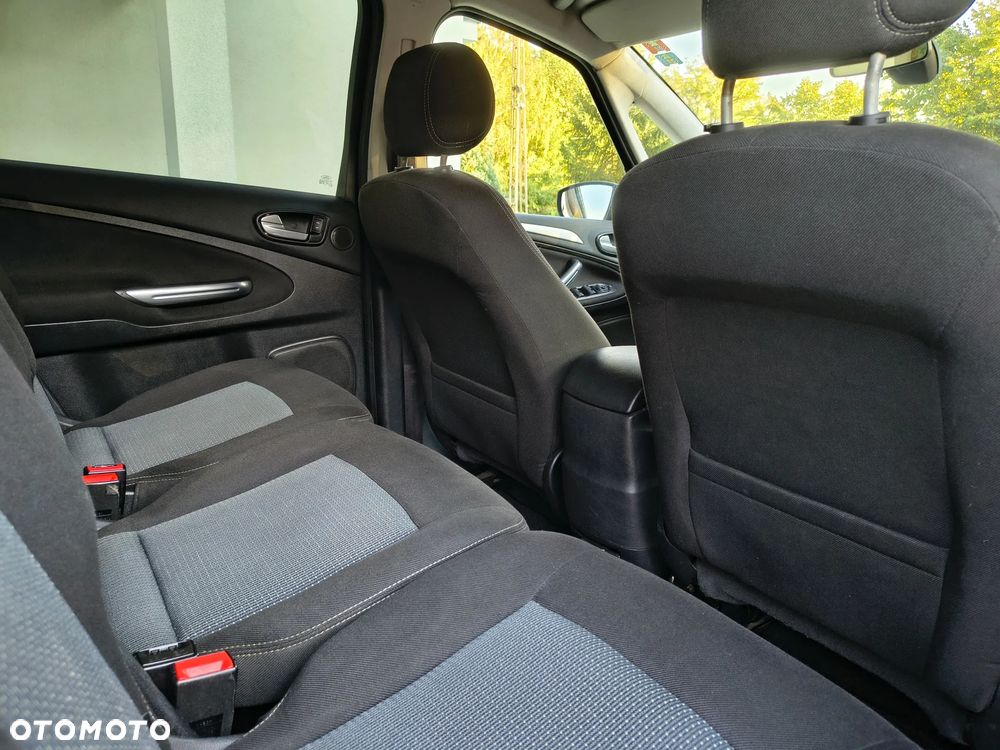 Ford S-Max 2.0 TDCi DPF Business Edition - 31