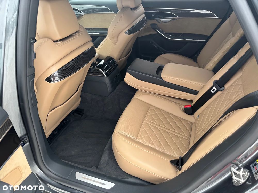 Audi S8 - 21