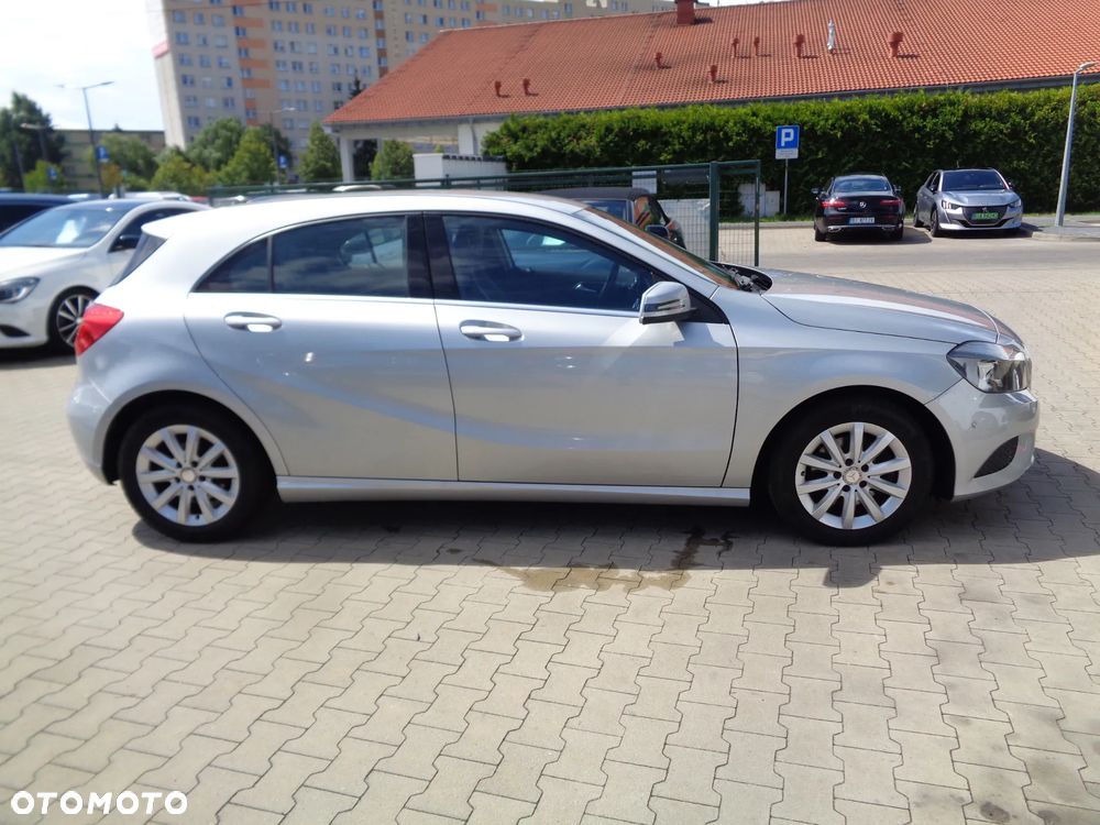 Mercedes-Benz Klasa A 200 Activity Edition - 8