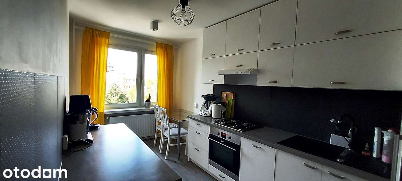 67,8 m2 ul. Bajana 3 pokoje, pełen rozkład, balkon, oddzielna kuchnia