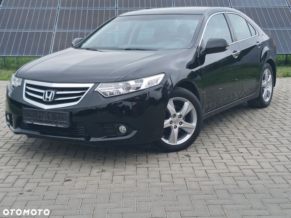 Honda Accord 2.0 Executive - 11