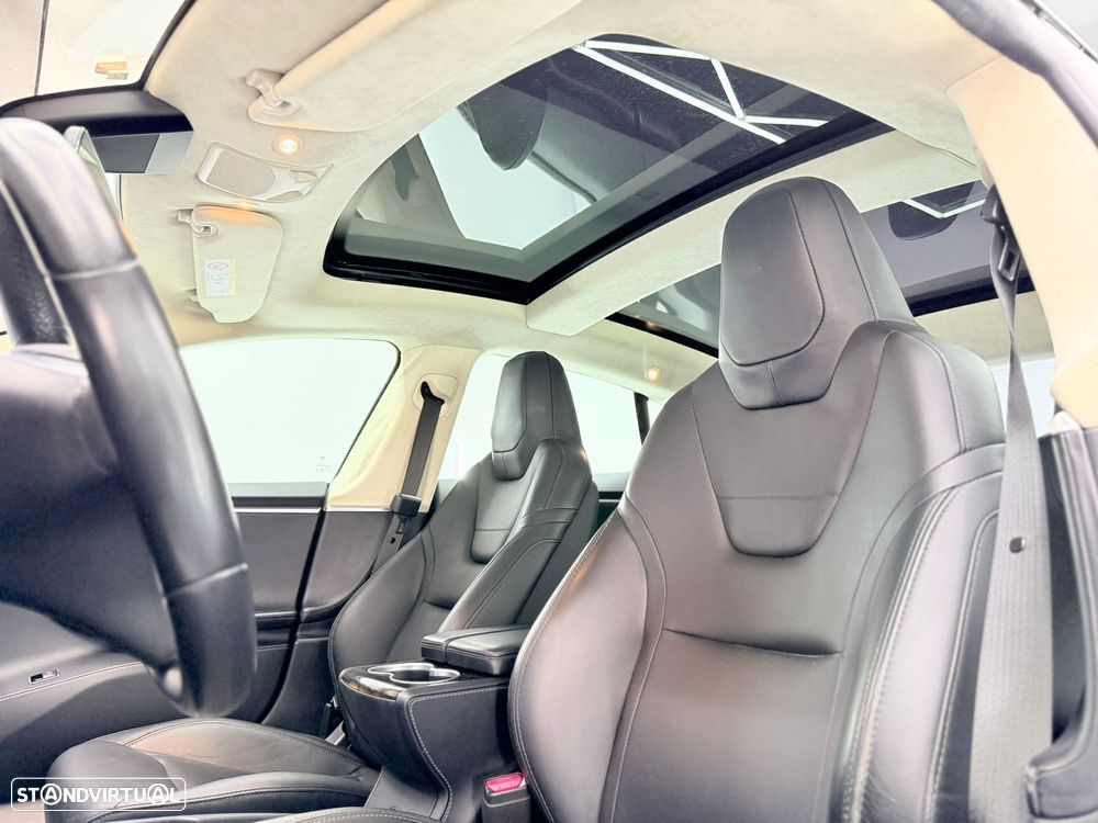 Tesla Model S 75D AWD - 21
