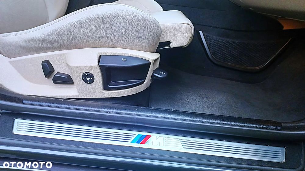 BMW Seria 5 520d Touring Sport-Aut - 29