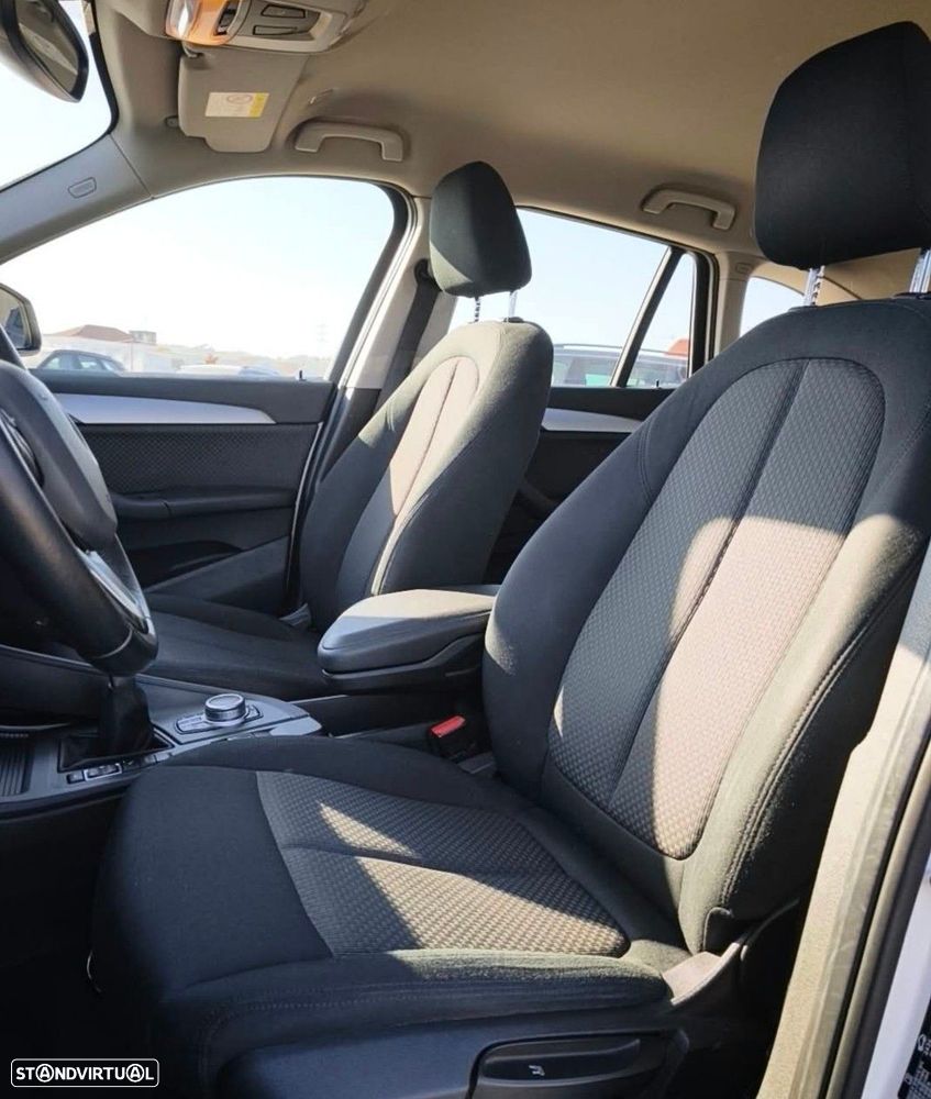 BMW X1 25 e xDrive - 8