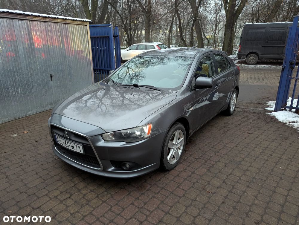 Mitsubishi Lancer 1.8 Invite - 1