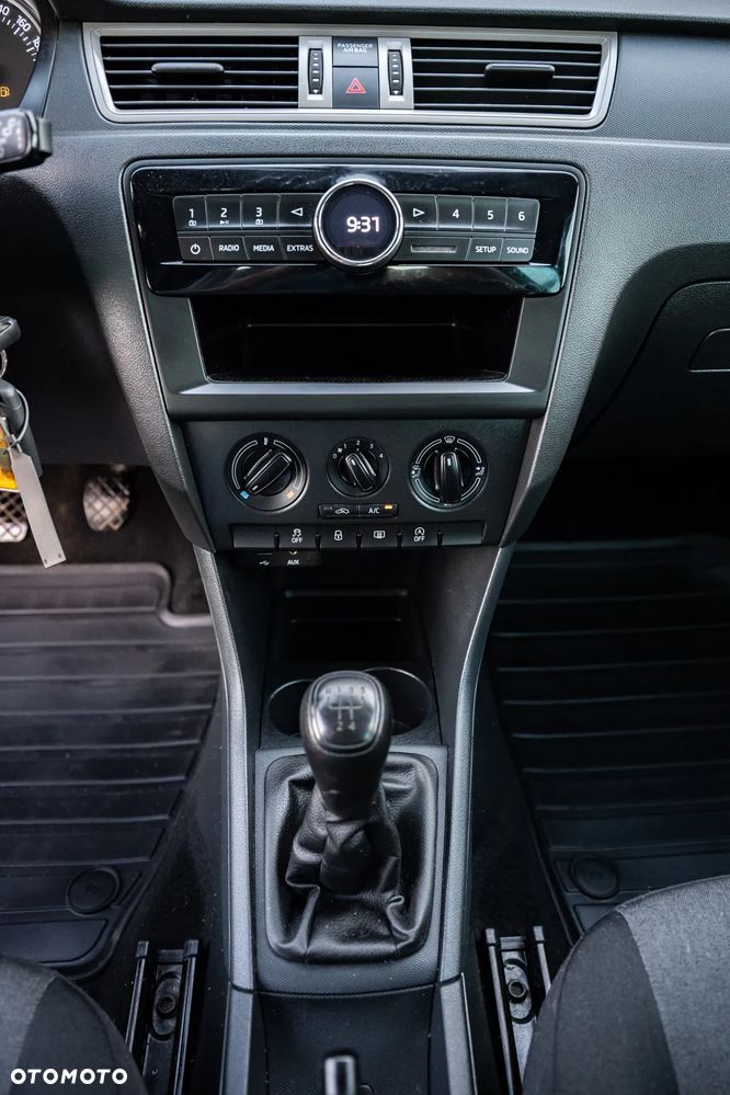Skoda RAPID 1.2 TSI Active - 13