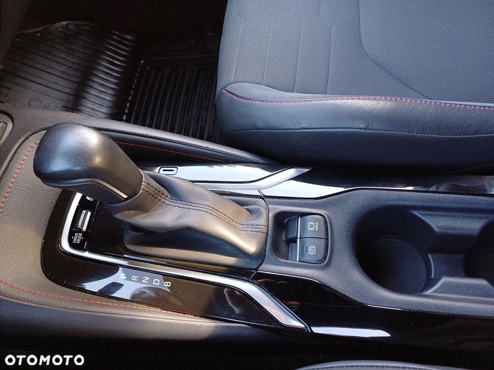 Toyota Corolla 1.8 Hybrid GPF Executive - 26