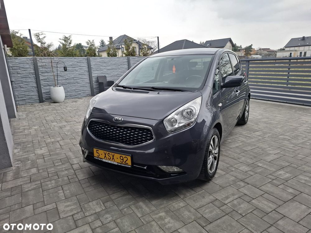 Kia Venga 1.4 CVVT UEFA EURO 2016 - 3
