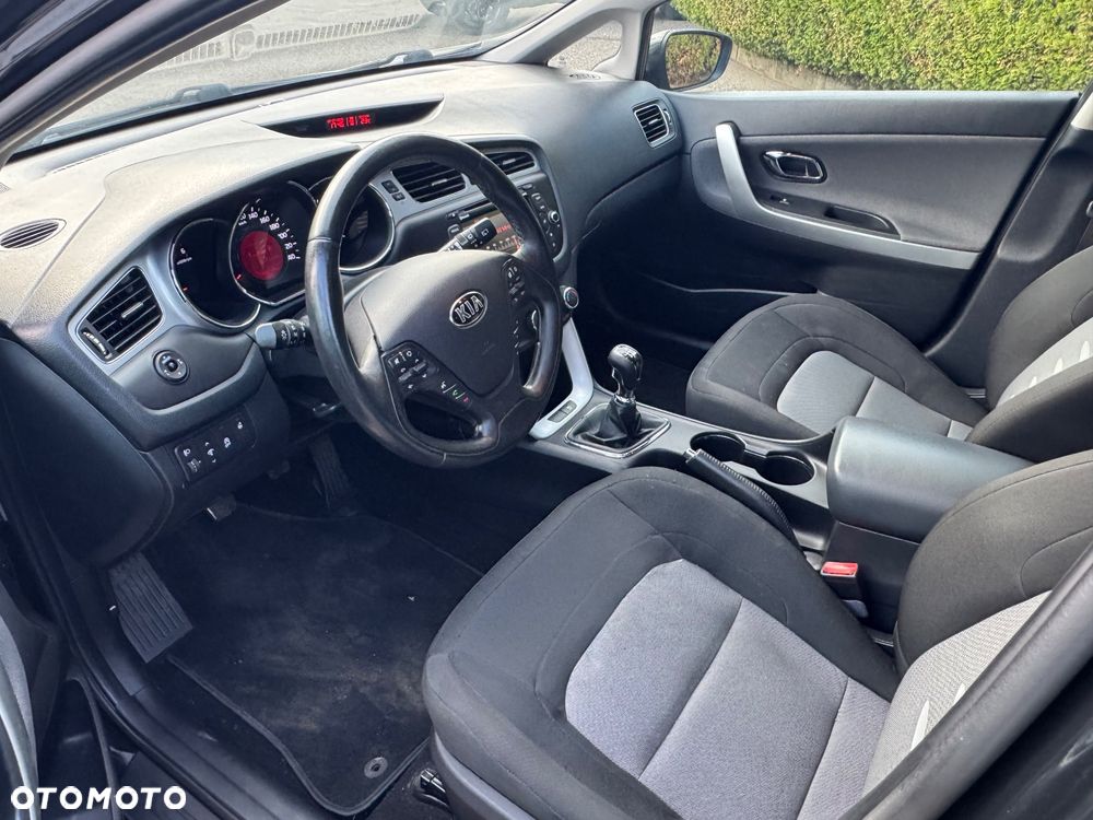 Kia Ceed 1.4 CRDi 90 ISG Spirit - 18
