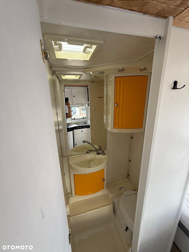 Dethleffs NEW LINE 460 DB/T - 18