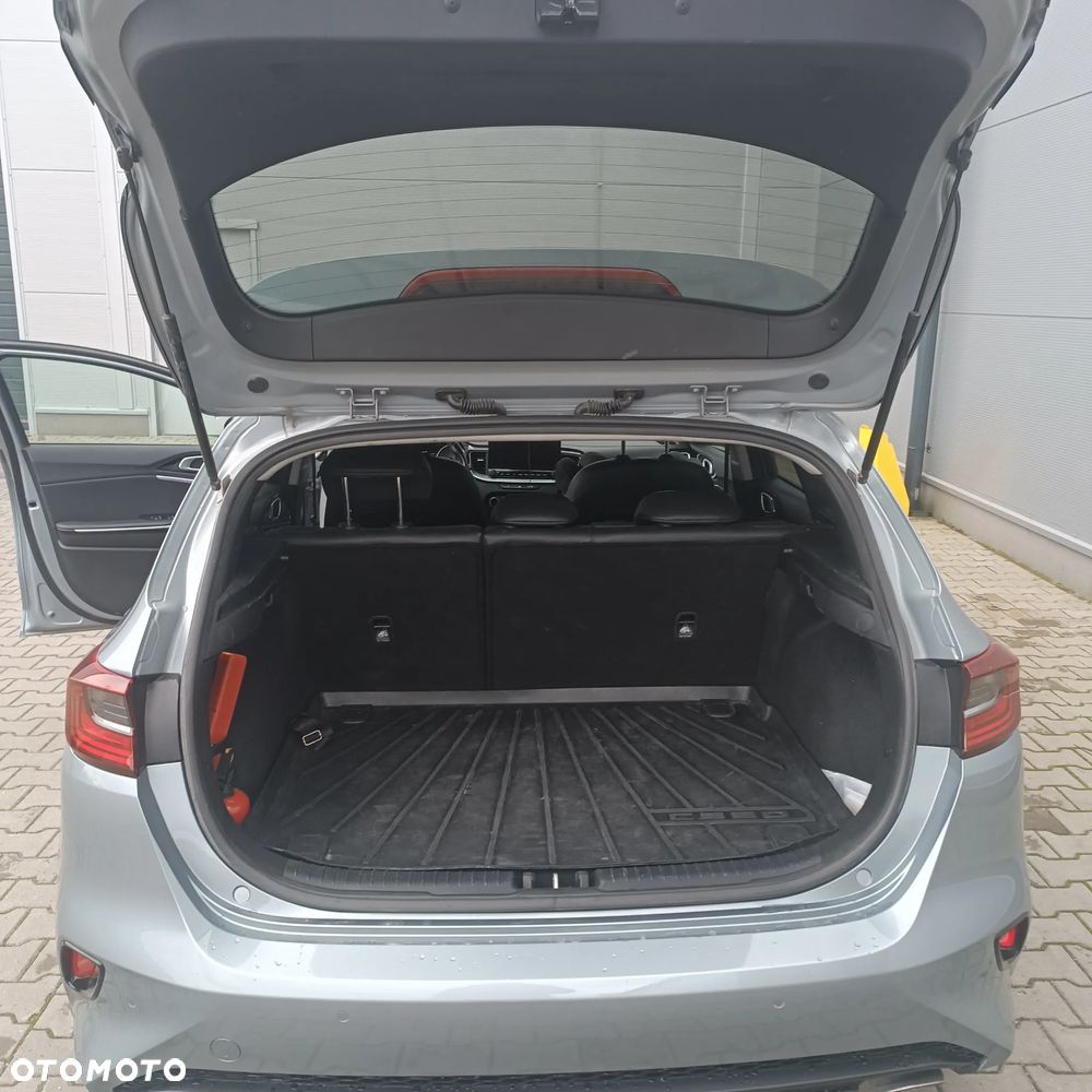 Kia Ceed 1.6 CRDi SCR L Business Line DCT - 10