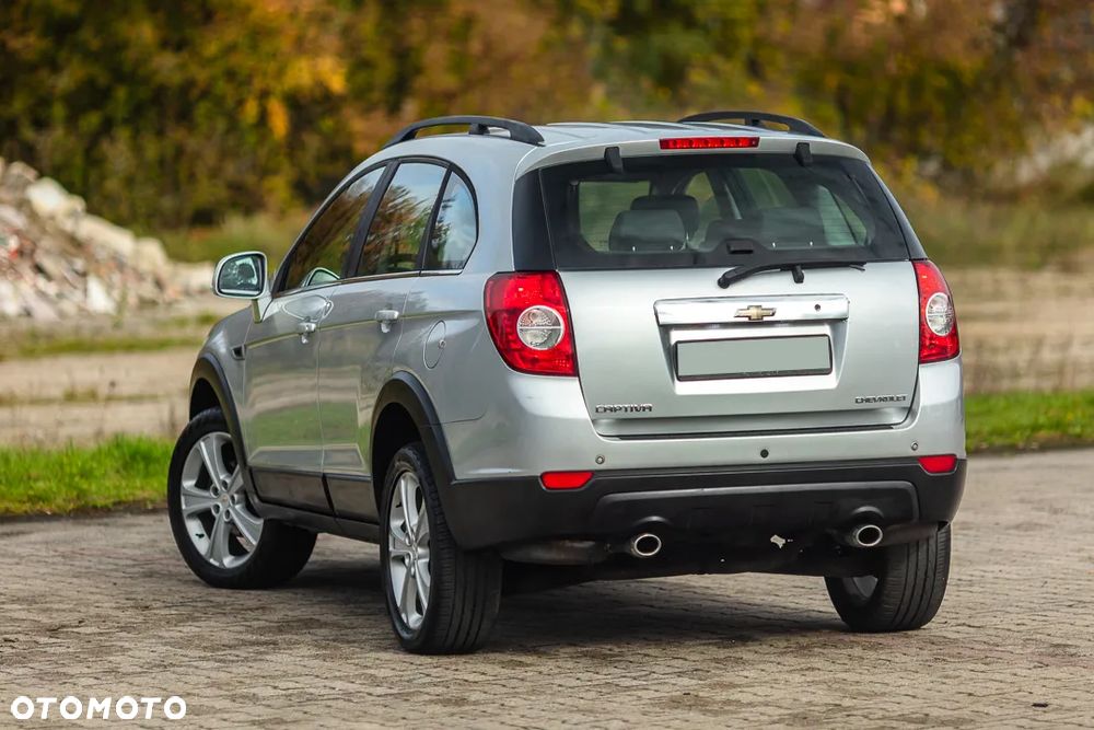 Chevrolet Captiva 2.4 2WD LT - 17