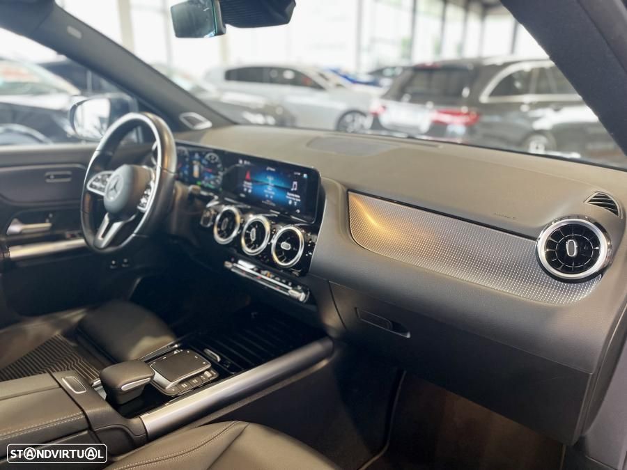 Mercedes-Benz GLA 250 e 8G-DCT Progressive - 32