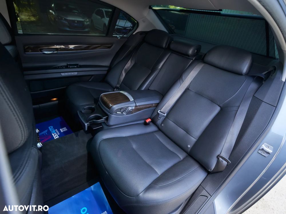 BMW Seria 7 730Ld BluePerformance Edition Exclusive - 40