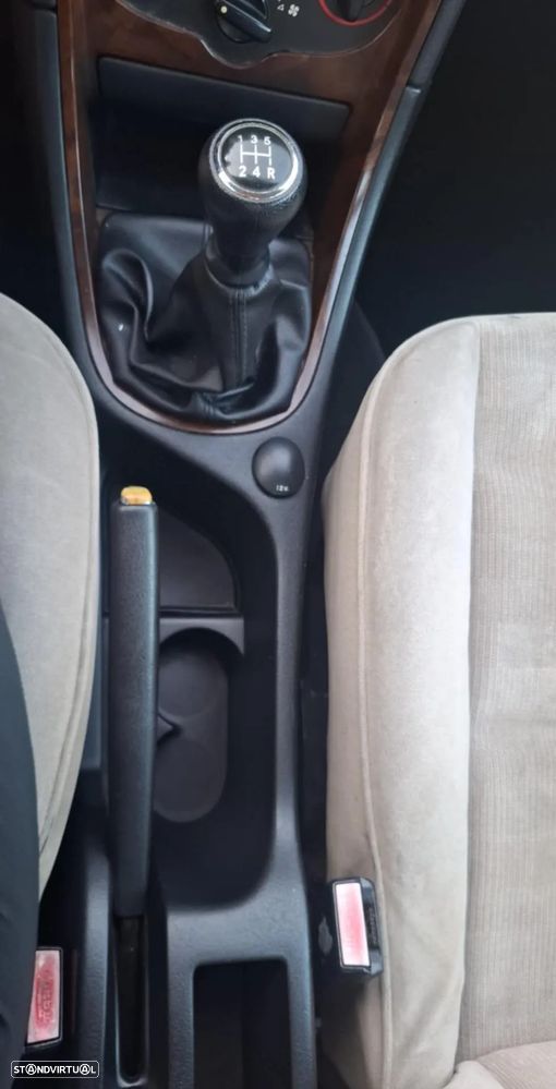 Peugeot 307 1.4 HDi XR - 15