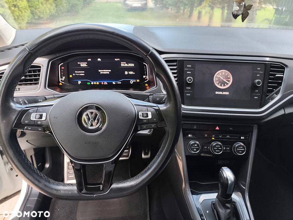 Volkswagen T-Roc - 23