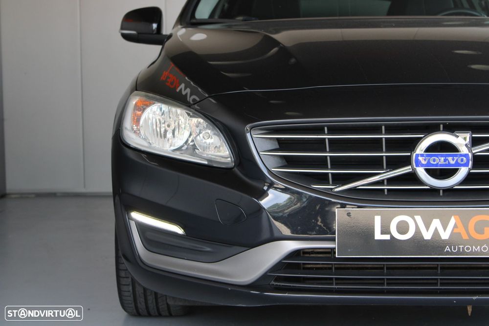Volvo V60 1.6 D2 Momentum Eco - 24