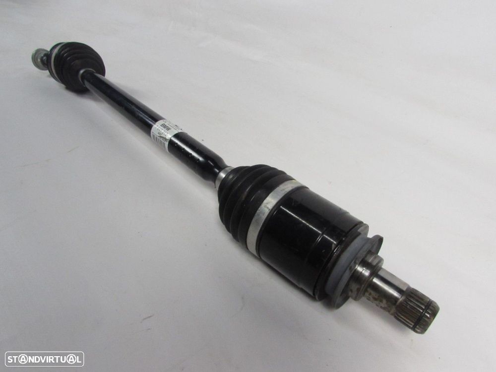 Transmissão Direito/Trás Seminovo/ Original BMW i3 (I01) 33207641212 - 2