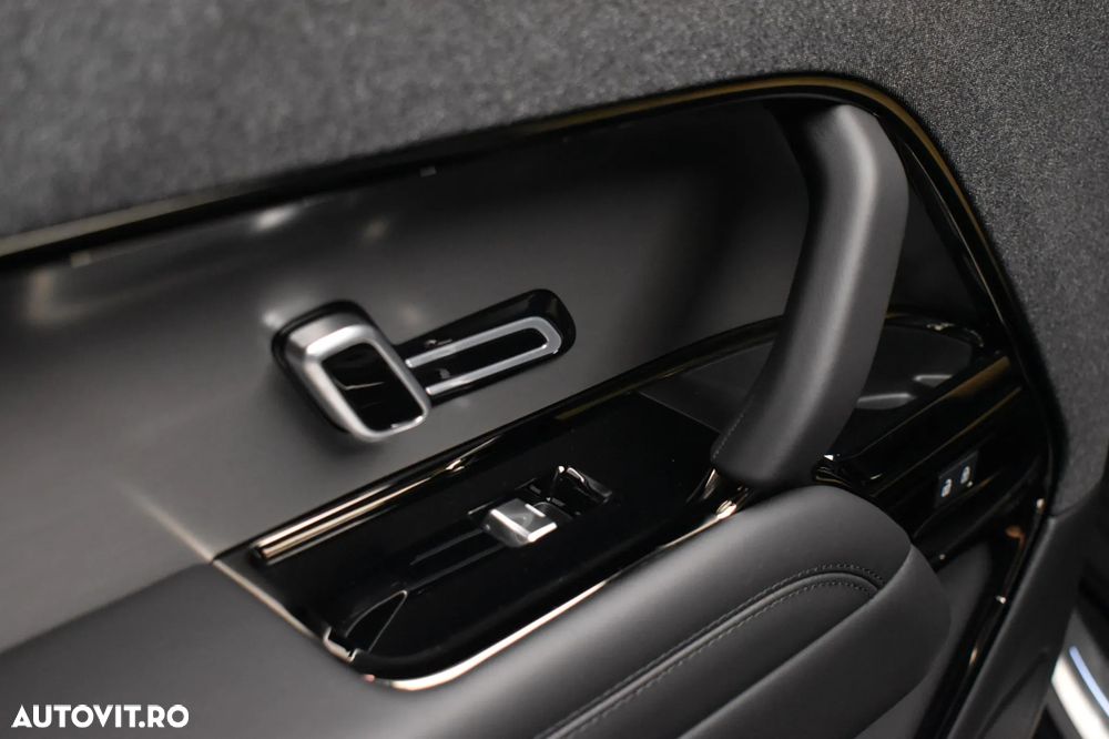 Land Rover Range Rover Sport 3.0 I6 D300 MHEV Dynamic SE - 16