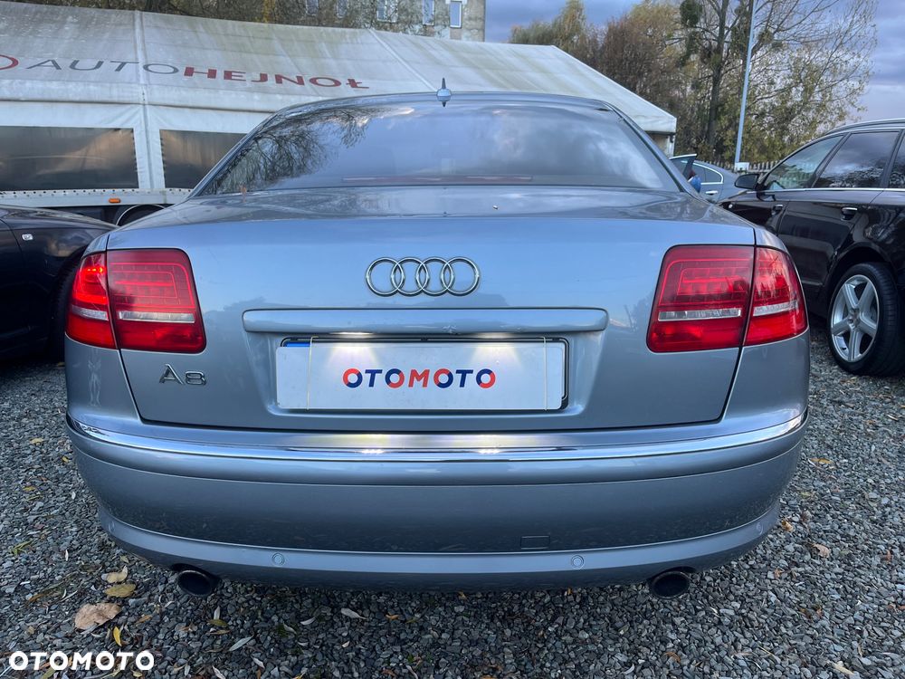 Audi A8 - 6