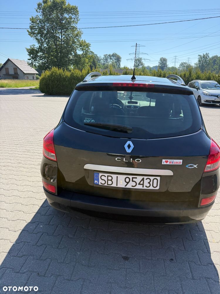 Renault Clio 1.6 16V Dynamique - 11