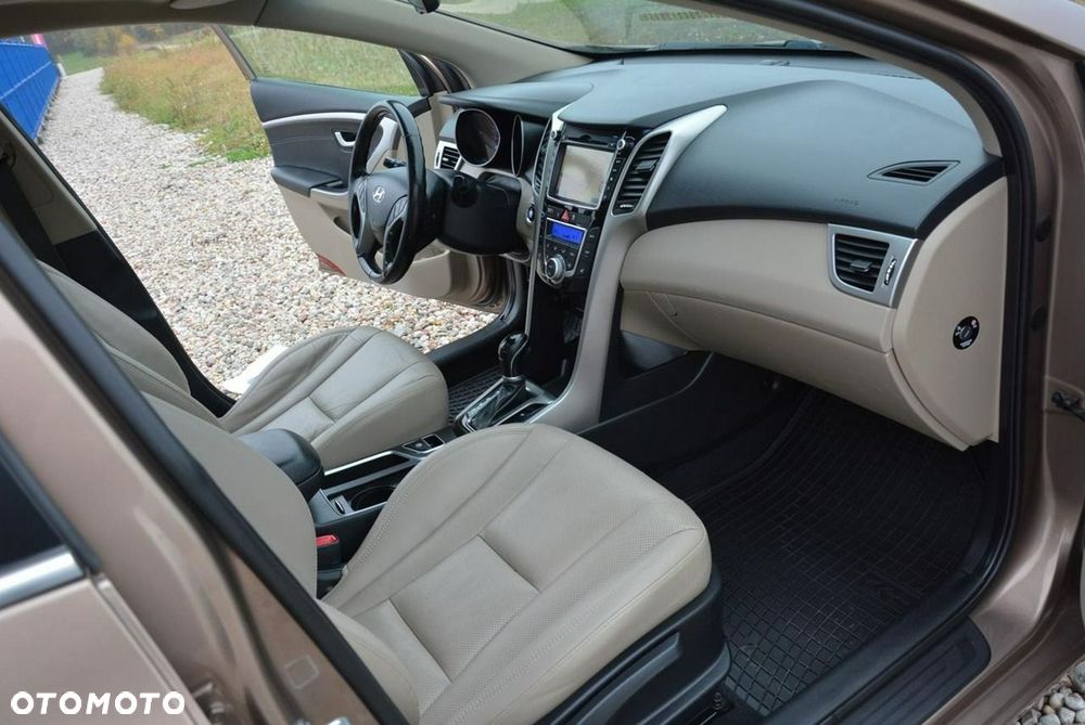 Hyundai i30 - 13
