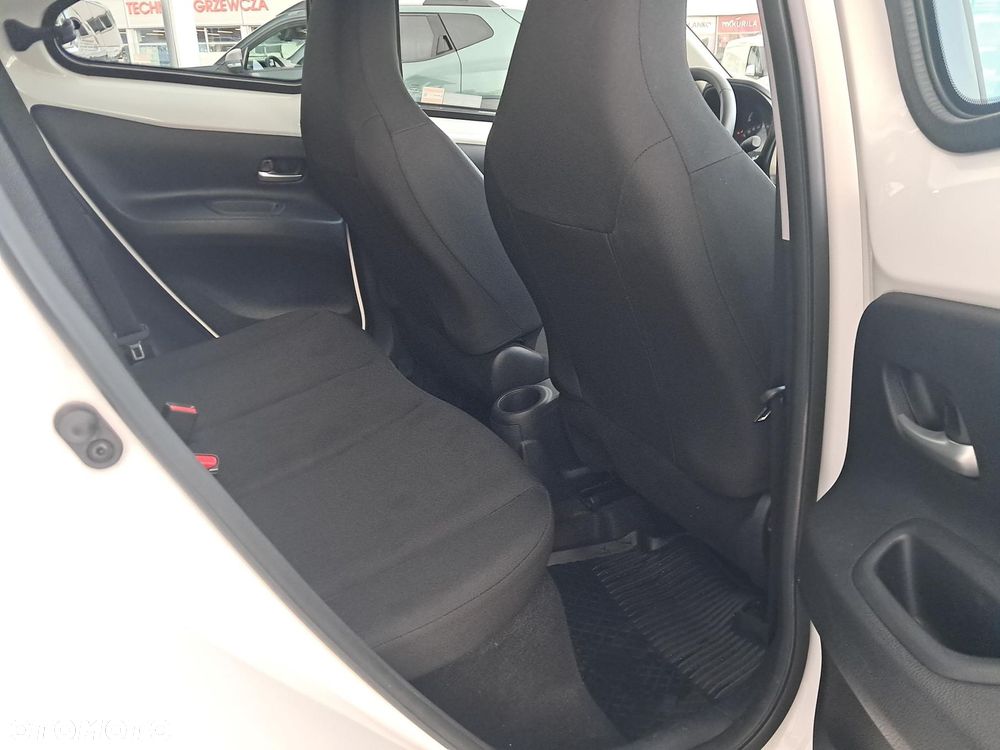 Toyota Aygo X - 24