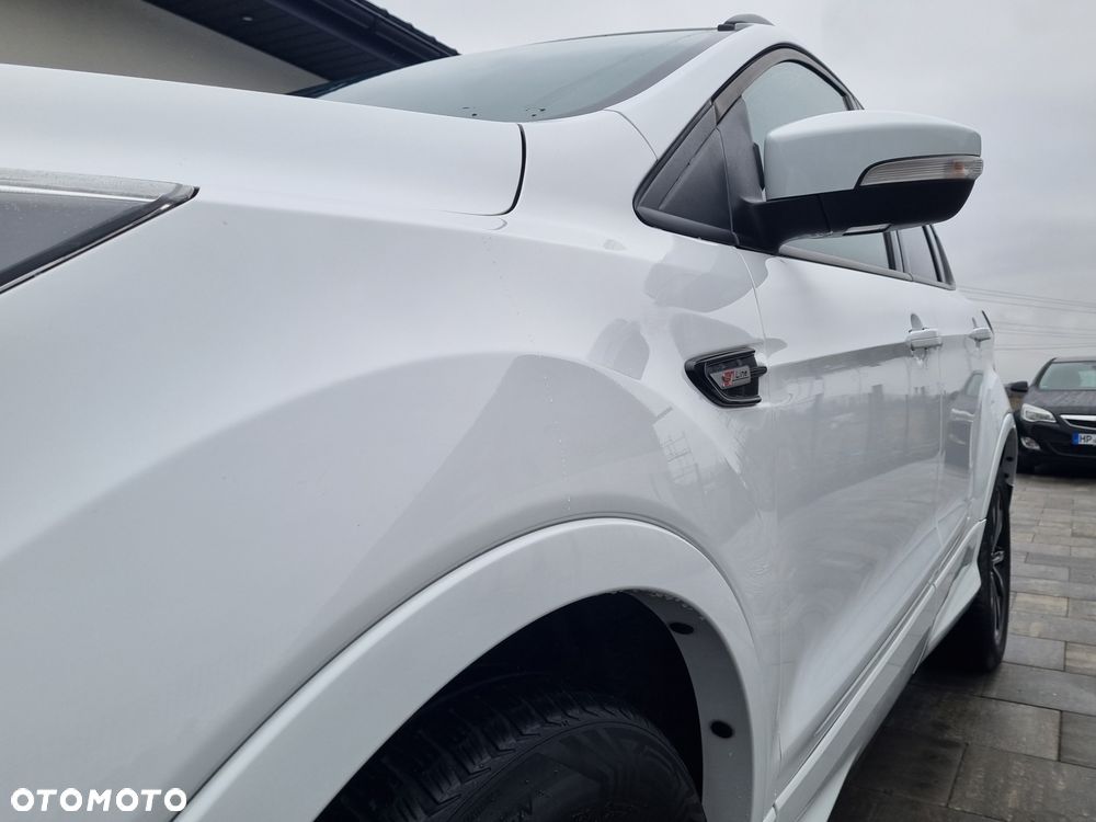 Ford Kuga 2.0 TDCi 4x2 ST-Line - 14