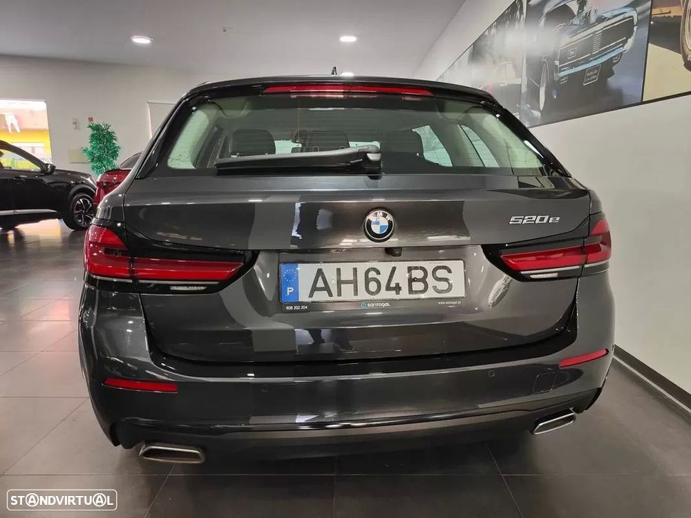 BMW 520 e Line Luxury - 23