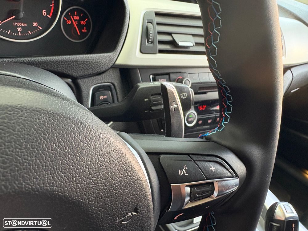 BMW 320 d Touring Aut. Sport Line - 47