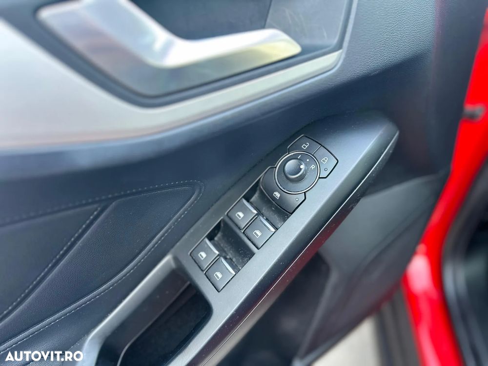 Ford Focus 1.5 EcoBlue Connected - 9