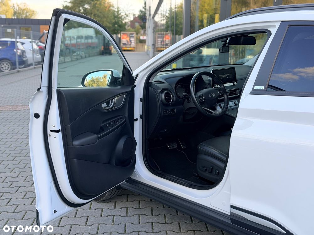 Hyundai Kona Electric 65kWh Platinum - 12