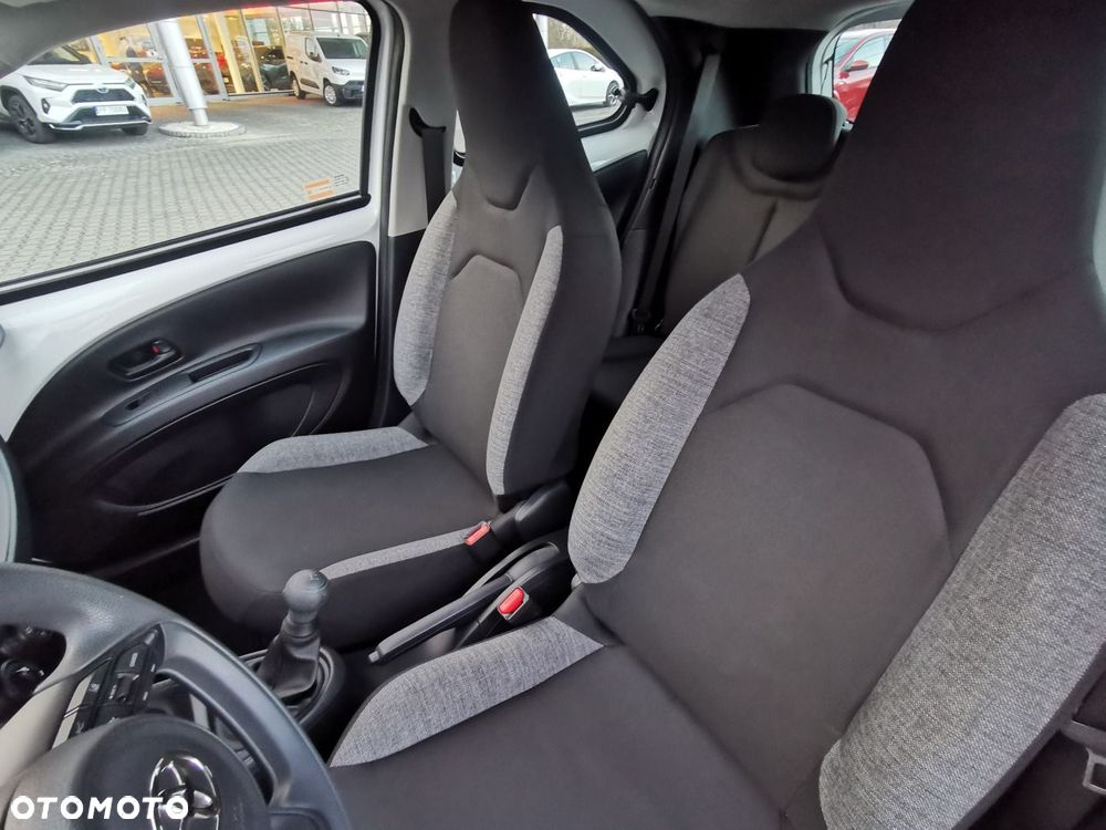 Toyota Aygo X - 11