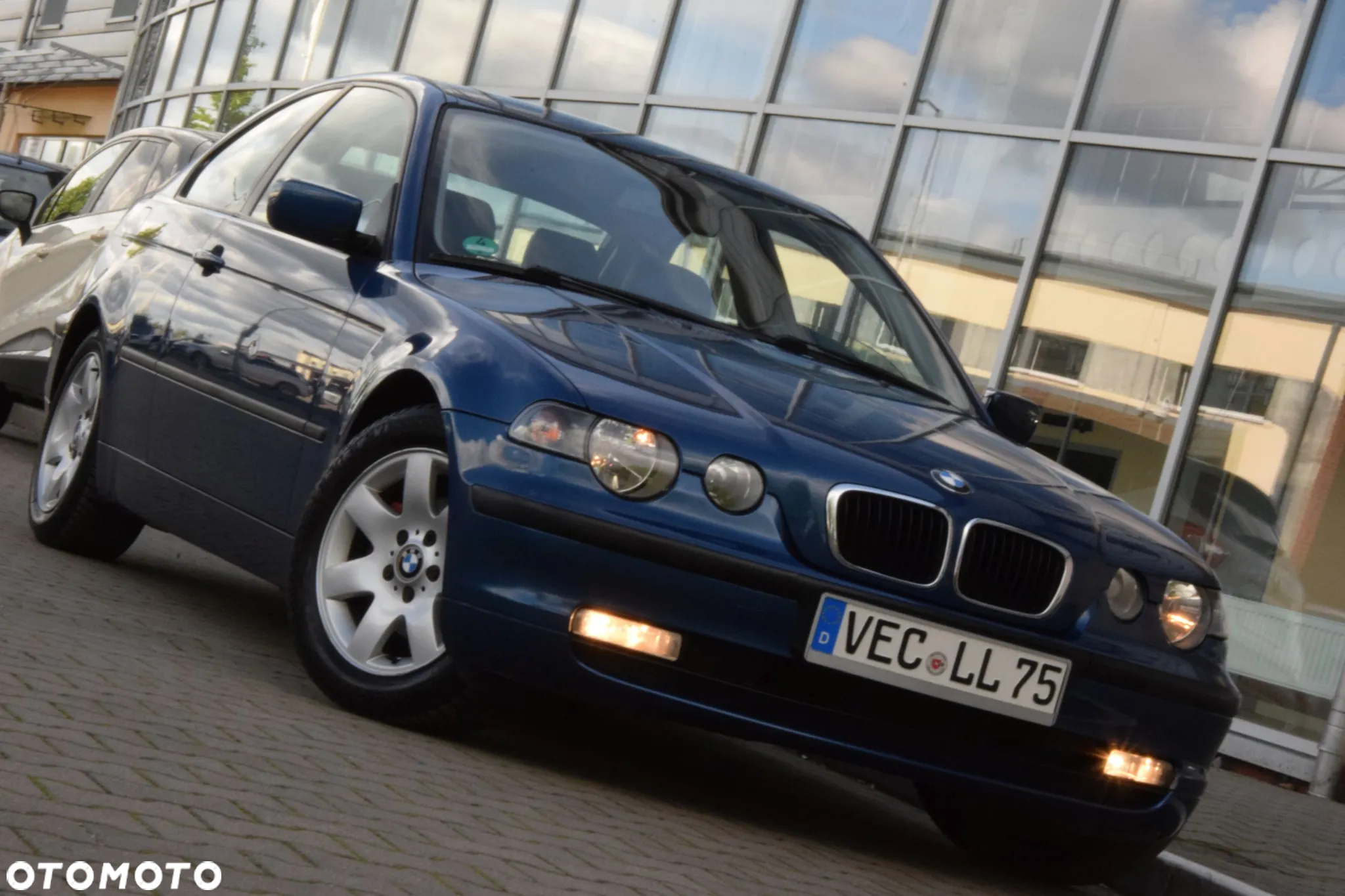 BMW Seria 3 316ti compact Edition Lifestyle - 4