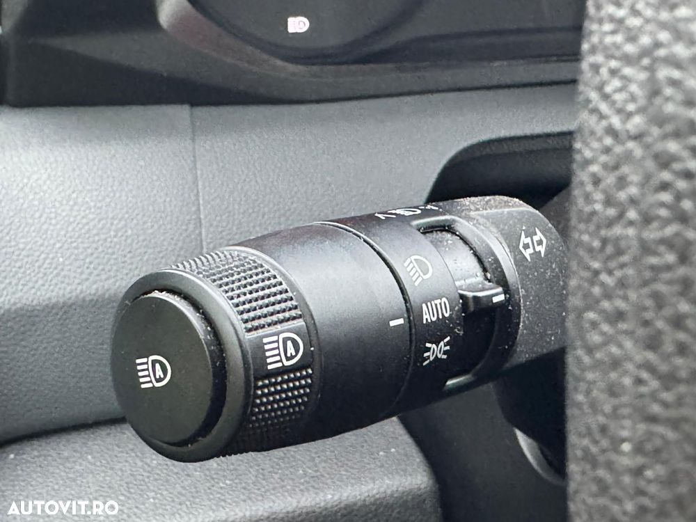 Nissan Interstar - 18