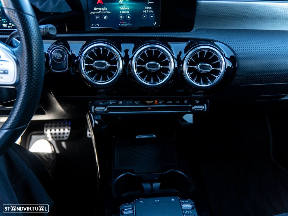 Mercedes-Benz CLA 250 - 31