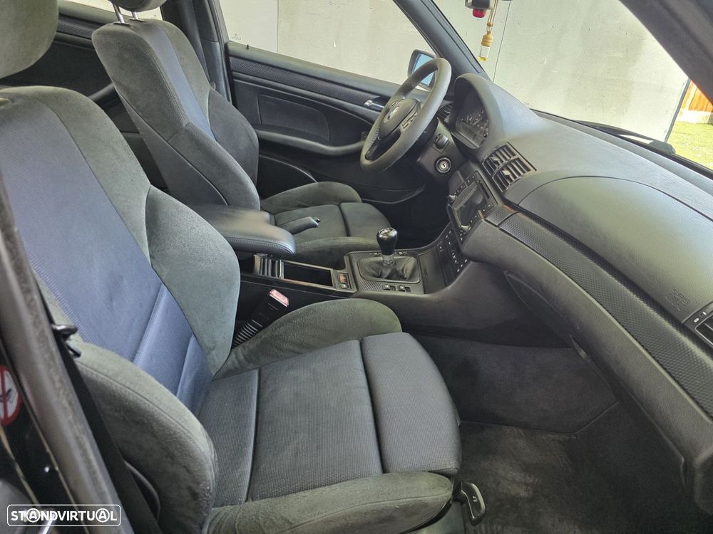 BMW 320 d Sport - 13