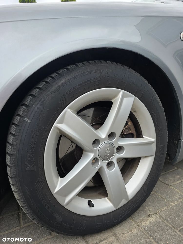 Audi A4 Limousine 1.8 - 16
