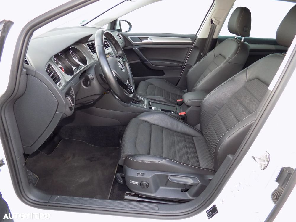Volkswagen Golf 2.0 BlueTDI DSG Highline - 10