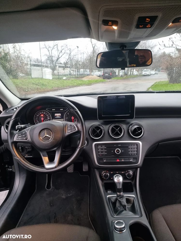 Mercedes-Benz A 160 d - 18