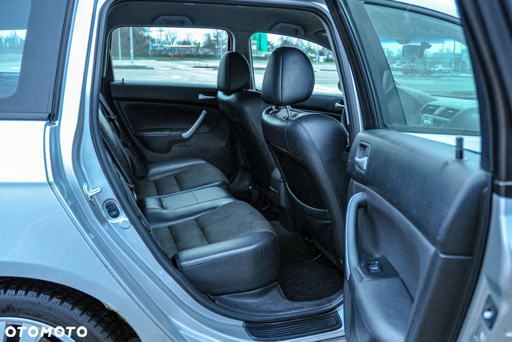 Honda Accord 2.2i-CDTi Executive - 13