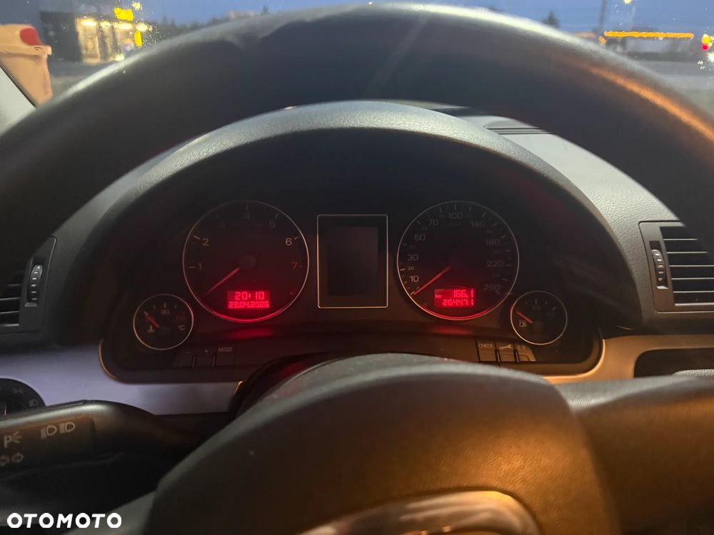 Audi A4 Avant - 20