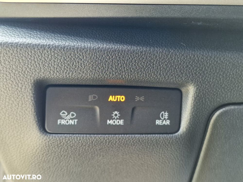 Skoda Superb 2.0 TSI 204 CP DSG Sportline - 14