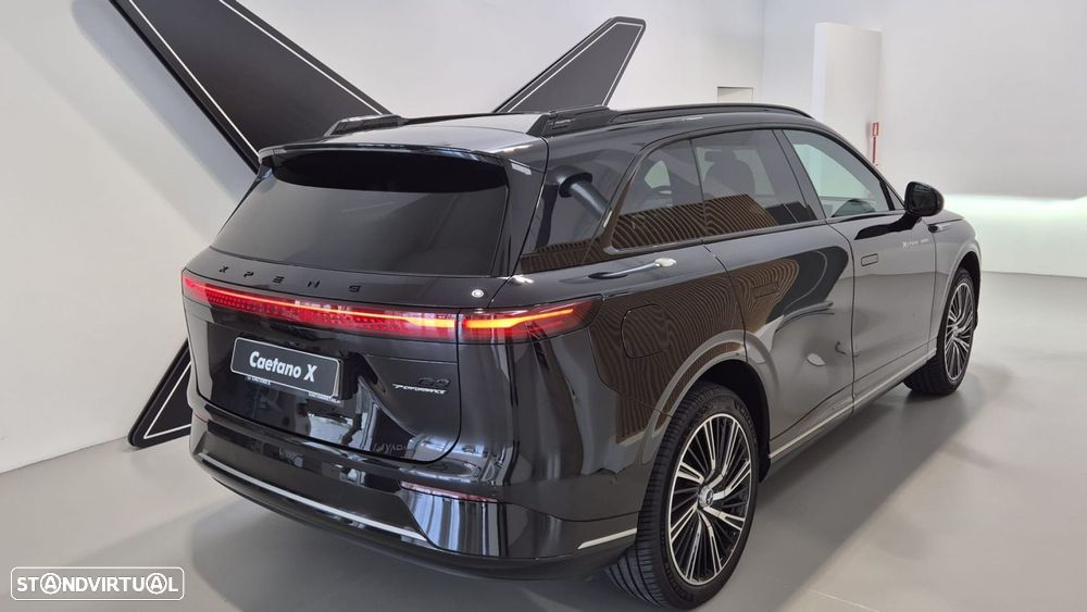 Xpeng G9 98 kWh AWD Performance - 5