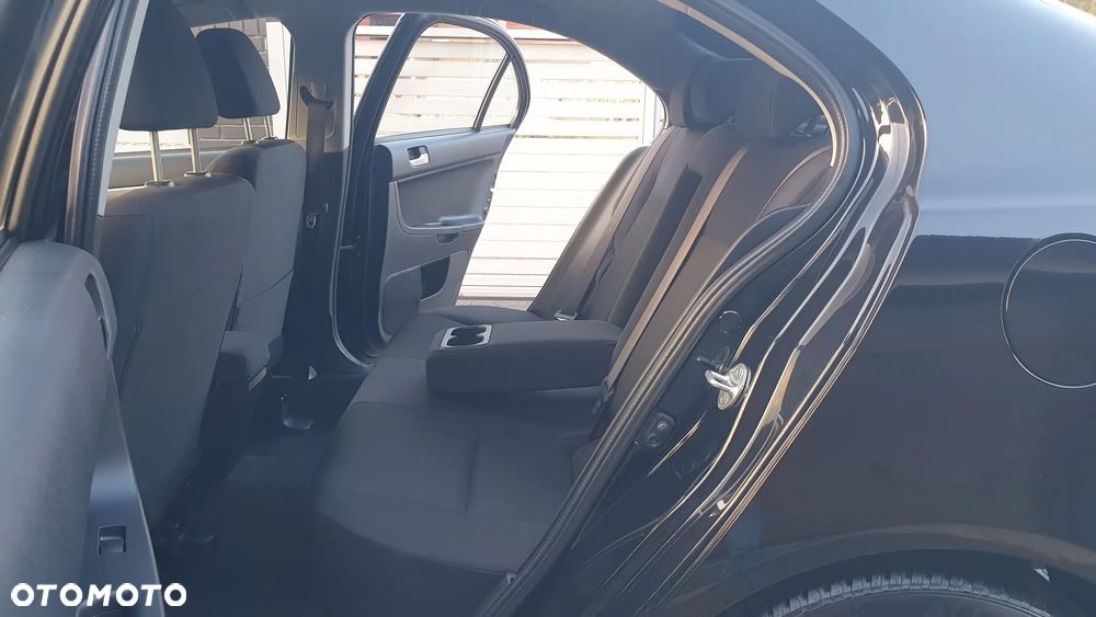 Mitsubishi Lancer - 19