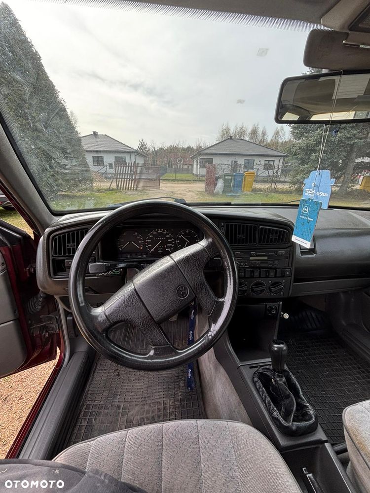 Volkswagen Passat 1.9 TD GL - 17